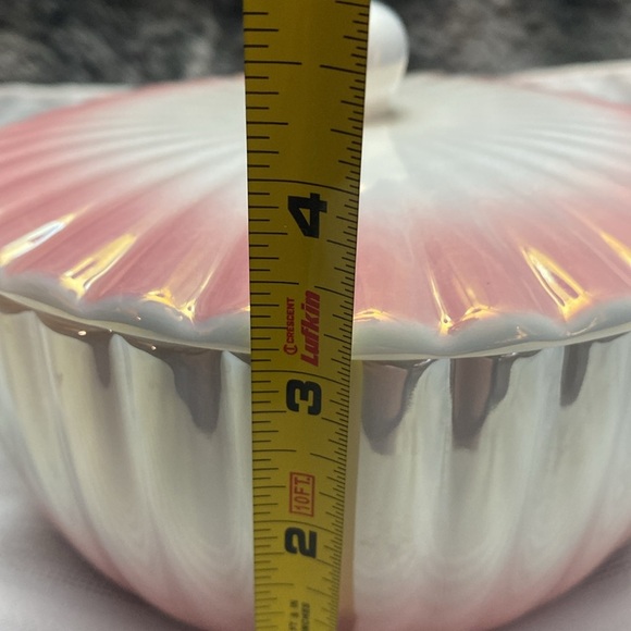 Pink and White Pearl Ceramic Bowl With Lid - Picture 15 of 16